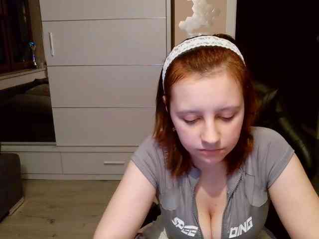 ElianaFlirt webcam