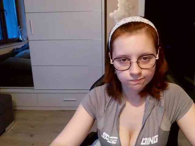 ElianaFlirt webcam