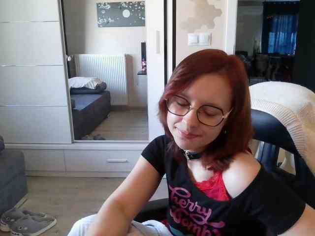 ElianaFlirt webcam