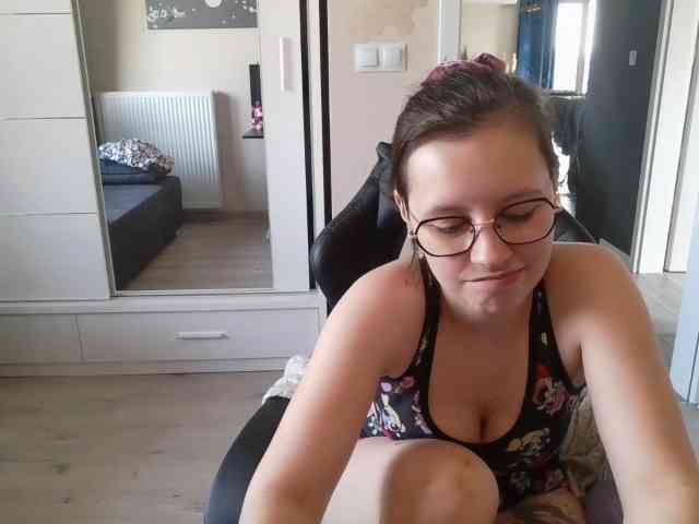 ElianaFlirt webcam