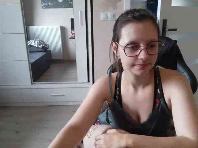 ElianaFlirt webcam