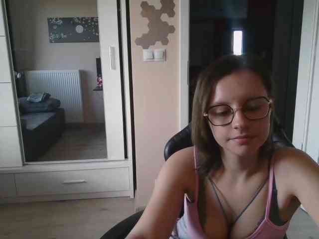 ElianaFlirt webcam