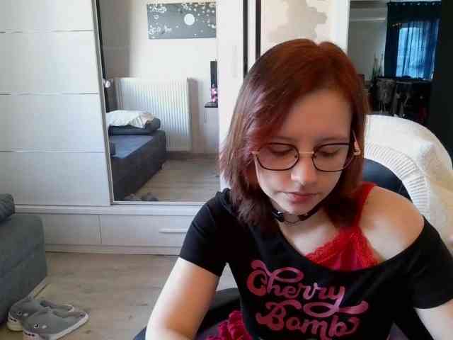 ElianaFlirt webcam