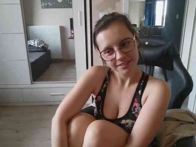 ElianaFlirt webcam