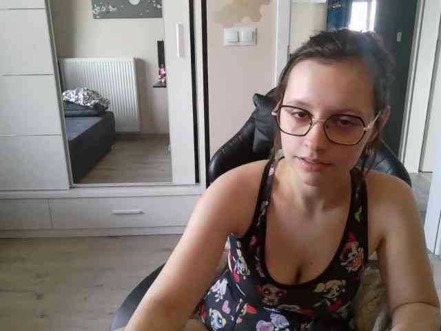 ElianaFlirt webcam