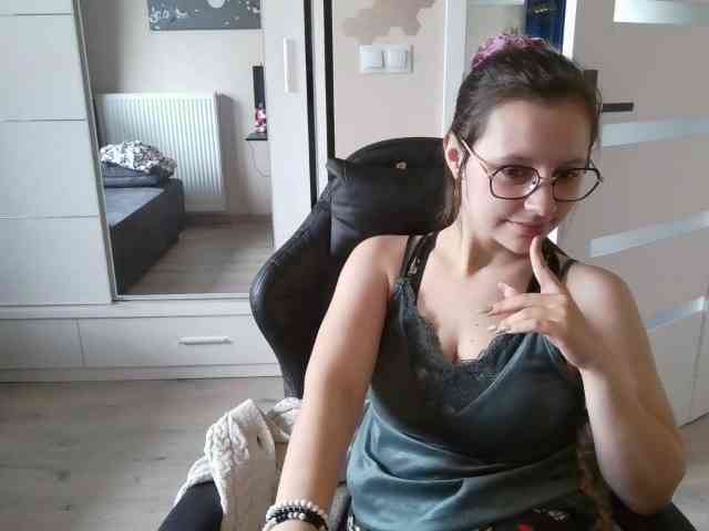 ElianaFlirt webcam