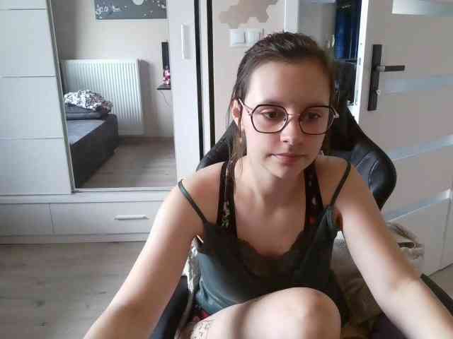 ElianaFlirt webcam