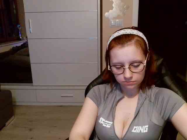ElianaFlirt webcam