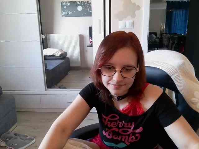 ElianaFlirt webcam
