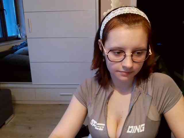 ElianaFlirt webcam