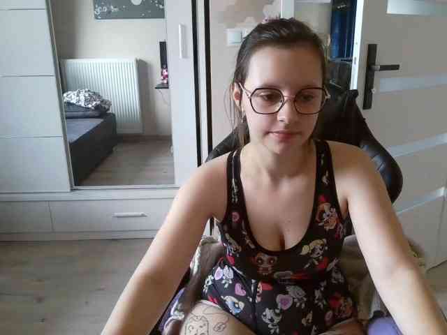 ElianaFlirt webcam