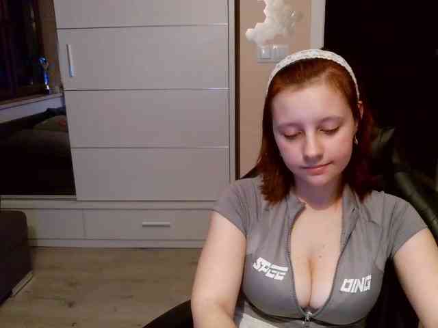 ElianaFlirt webcam
