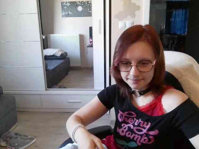 ElianaFlirt webcam