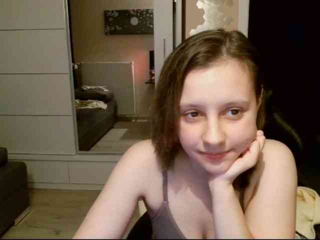 ElianaFlirt webcam