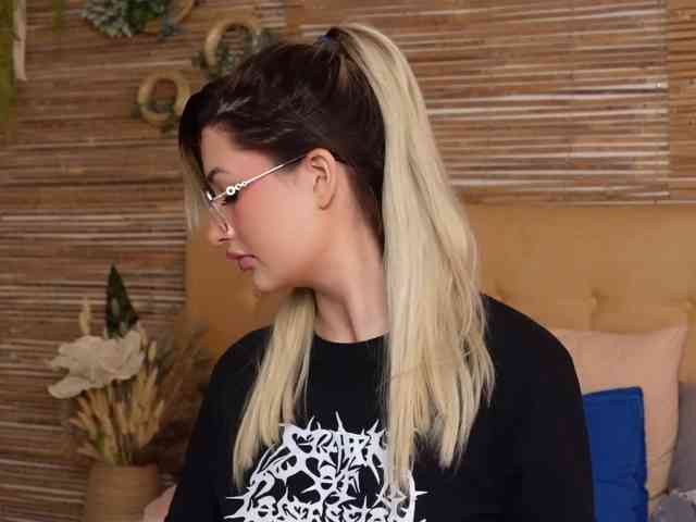 LennaJade webcam