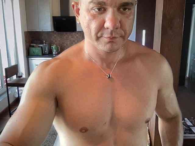 UniverseRodger Live Webcam on BongaCams UniverseRodger Live Webcam on BongaCams
