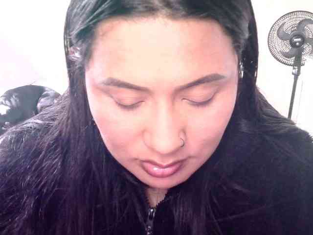Chloe21 webcam