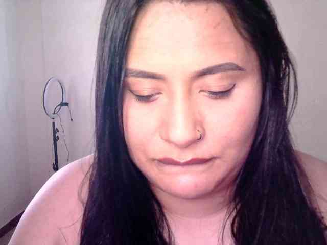 Chloe21 webcam