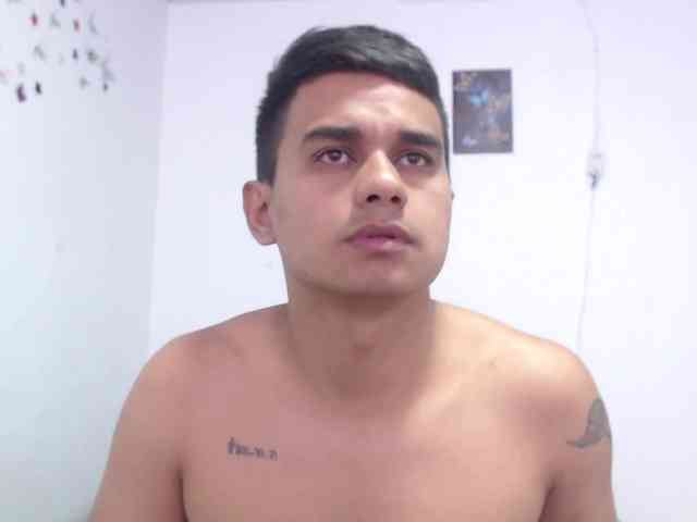 video chat Charly-x-emily