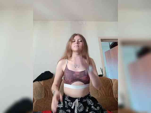 1FunnyBunny1 webcam