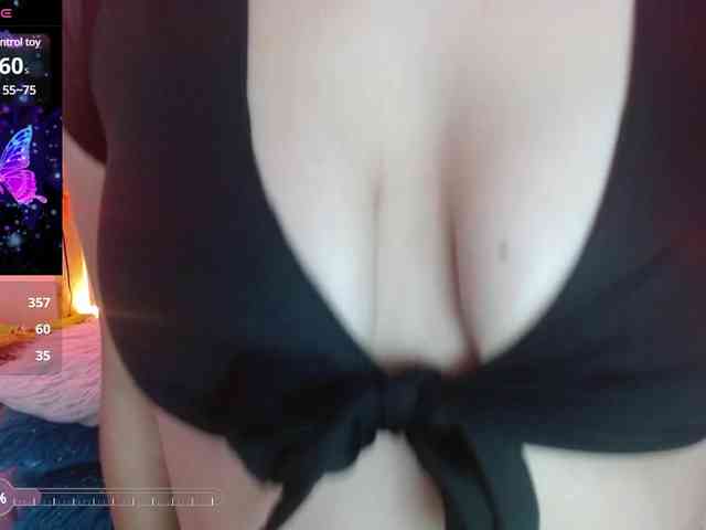 Carolineevans webcam