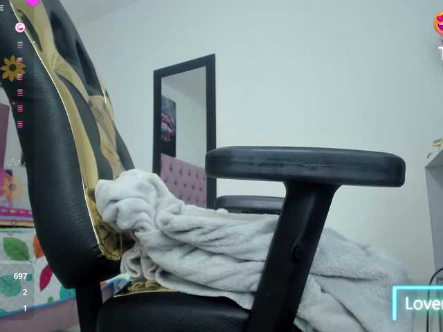 Tatiana-star — Gaol: apretar ass + bounce ass + slap ass  att:222 tokens  happy day.. follow me and enjoy me! @remain 