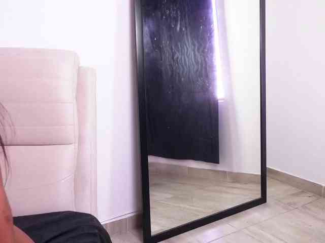 Auroraaa-x1 webcam