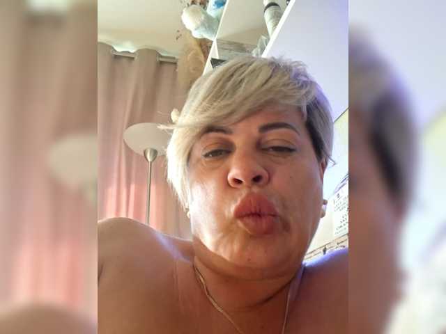 murr-kitty's BongaCams show and profile