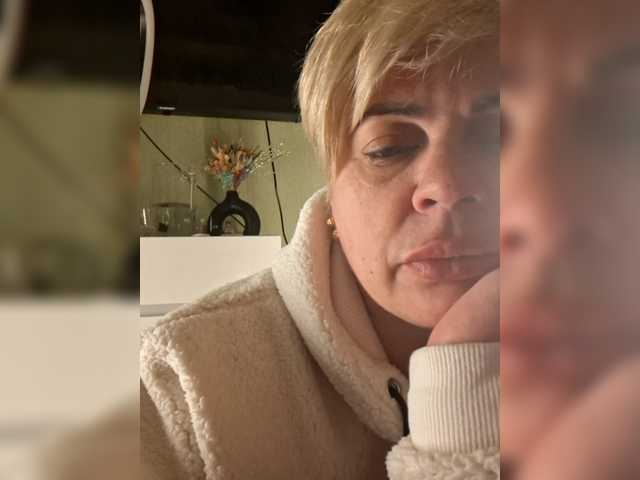 murr-kitty's BongaCams show and profile