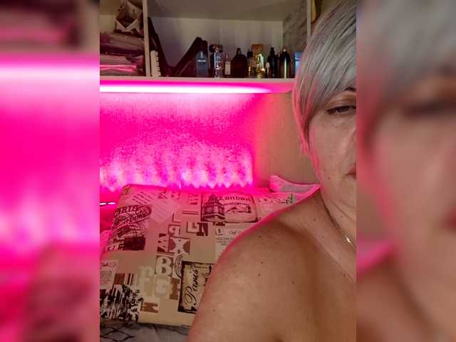 murr-kitty's BongaCams show and profile