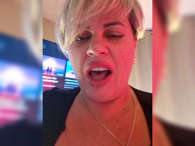 murr-kitty's BongaCams show and profile