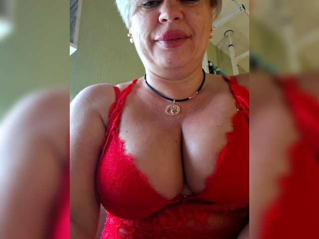 Admire BongaCams's Murr-kitty murr-kitty from BongaCams