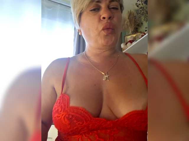 murr-kitty's BongaCams show and profile