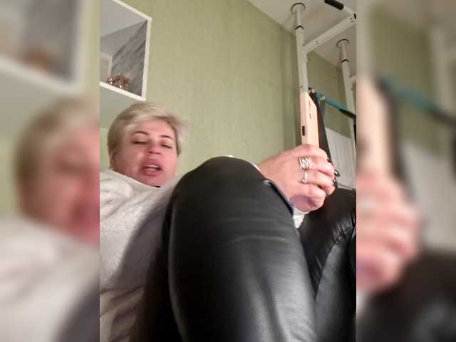 murr-kitty's BongaCams show and profile