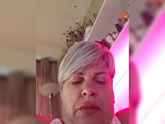 murr-kitty's BongaCams show and profile