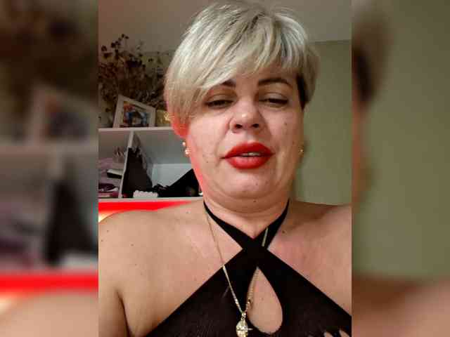 murr-kitty murr-kitty