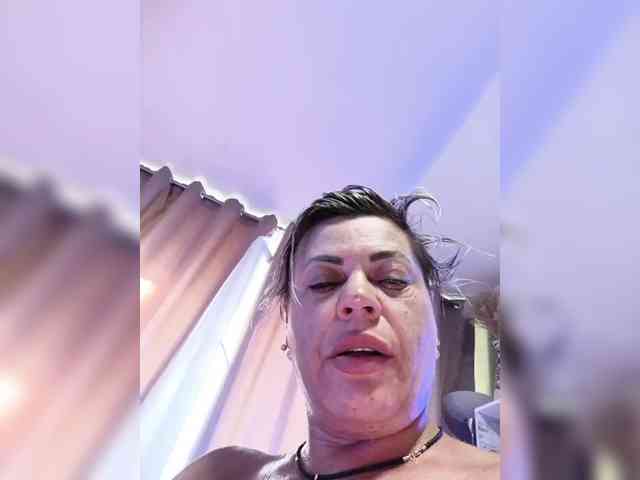 murr-kitty Live Webcam on BongaCams