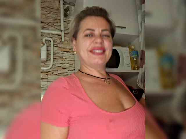 murr-kitty Live Webcam on BongaCams