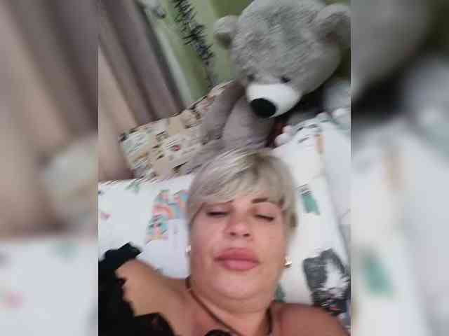 murr-kitty Live Webcam on BongaCams