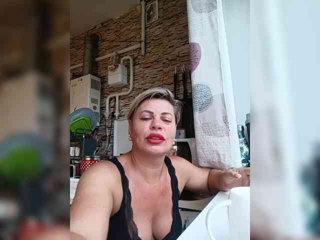 murr-kitty Live Webcam on BongaCams