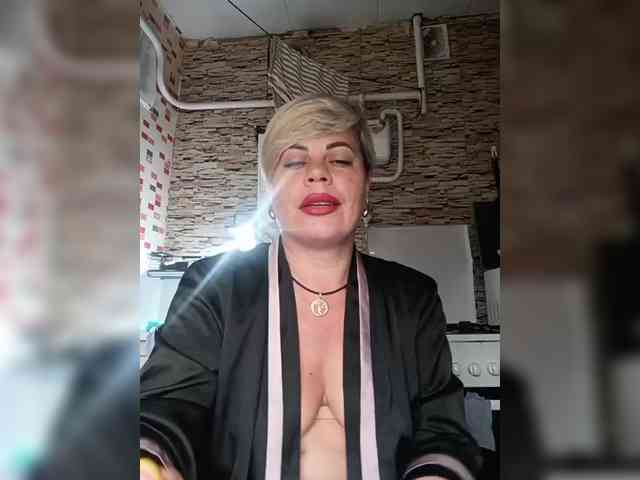 murr-kitty Live Webcam on BongaCams