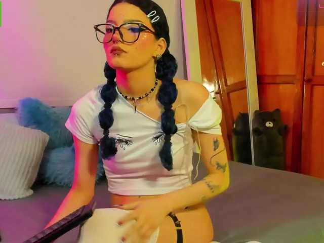 Bluedarkelf888's BongaCams show and profile