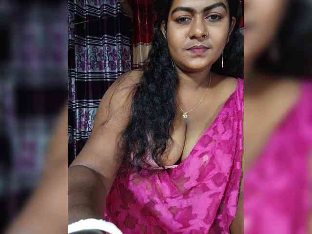 Hot-Anjolia webcam