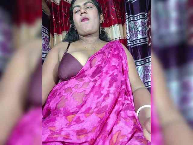 Hot-Anjolia webcam