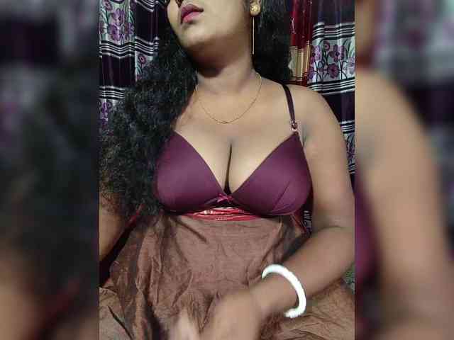 Hot-Anjolia webcam