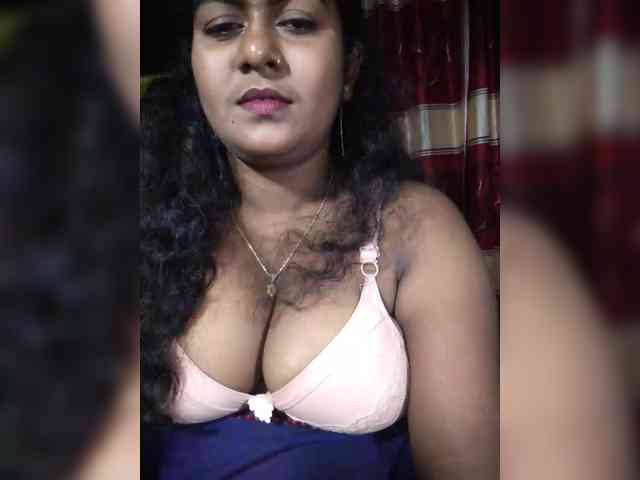 Hot-Anjolia webcam