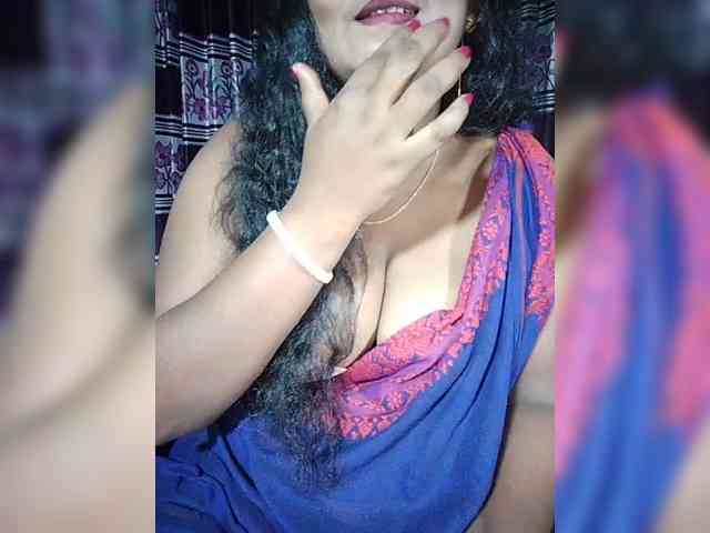 Hot-Anjolia webcam