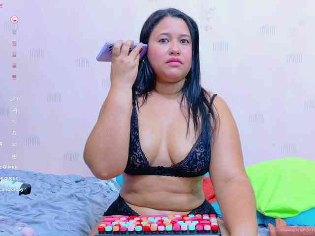 dirtymommyy webcam