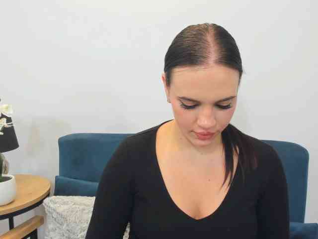 LaylaCute webcam