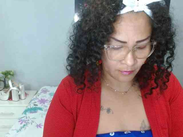live amateur chat Vicka-31